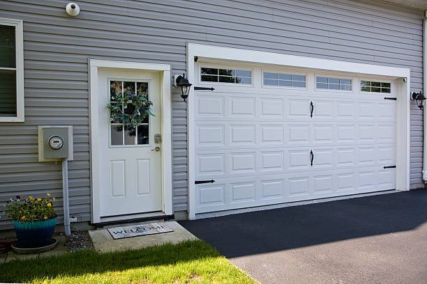 24/7 Emergency Garage Door Panel Replacement experts in Nokesville, VA